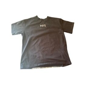 Fate Prime Essentials Small T-Shirt‎ Black Skull Graphic 100% Cotton